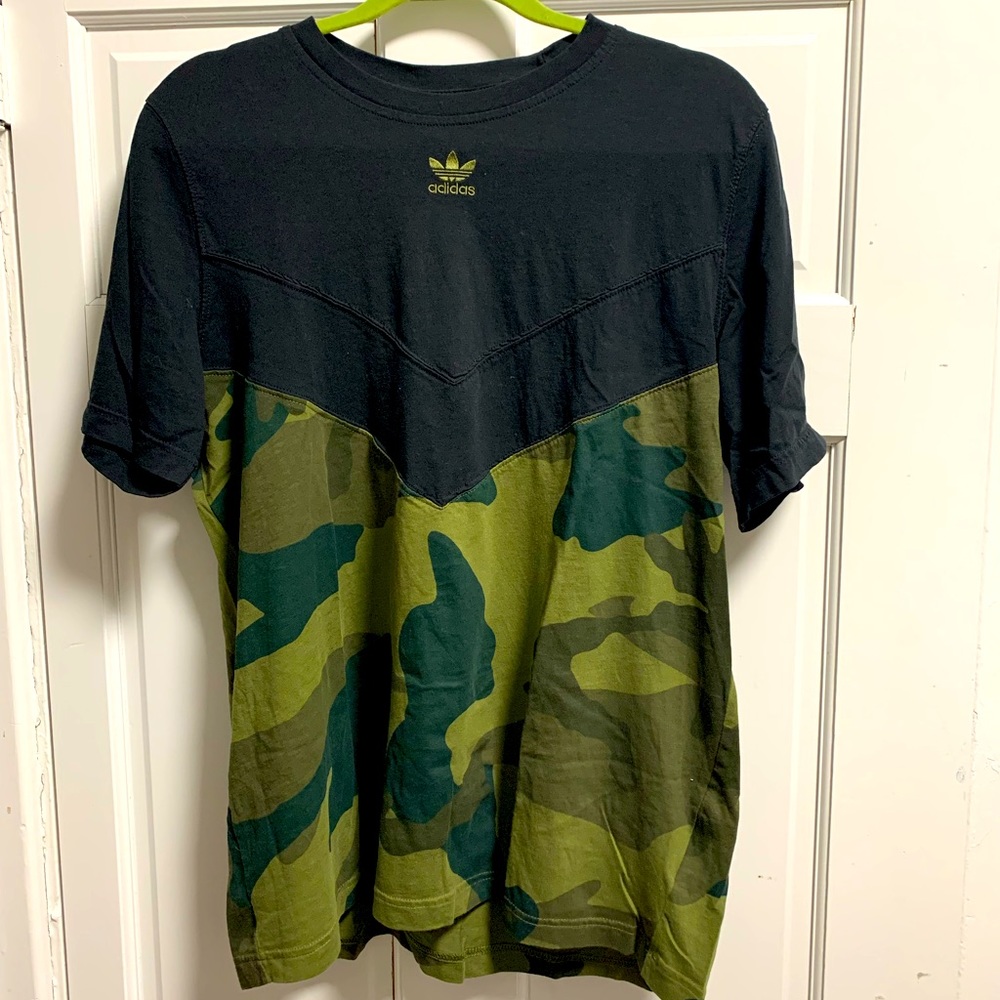 Adidas Camo/Black Graphic T-Shirt